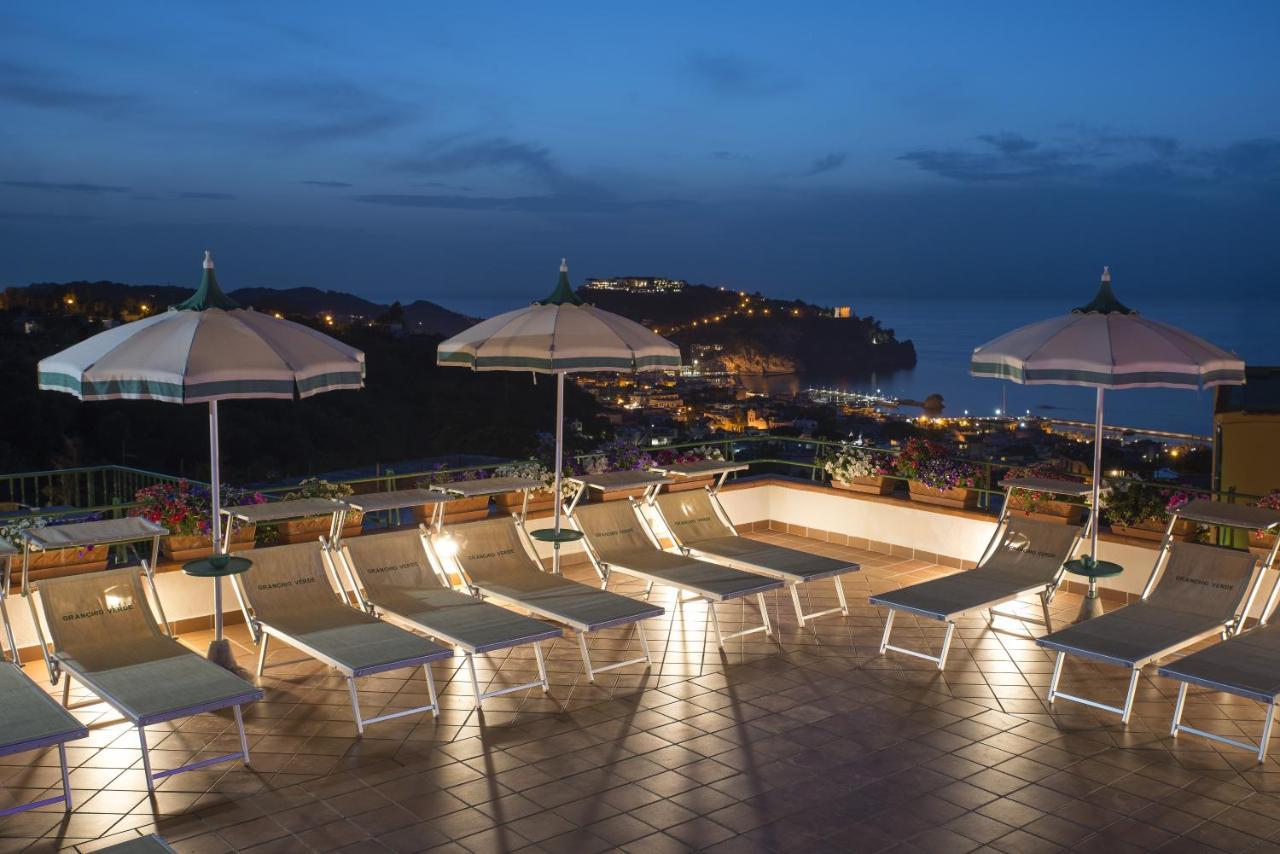 Hotel Villa Sirena - Thermae & Spa อีสเกีย ภายนอก รูปภาพ
