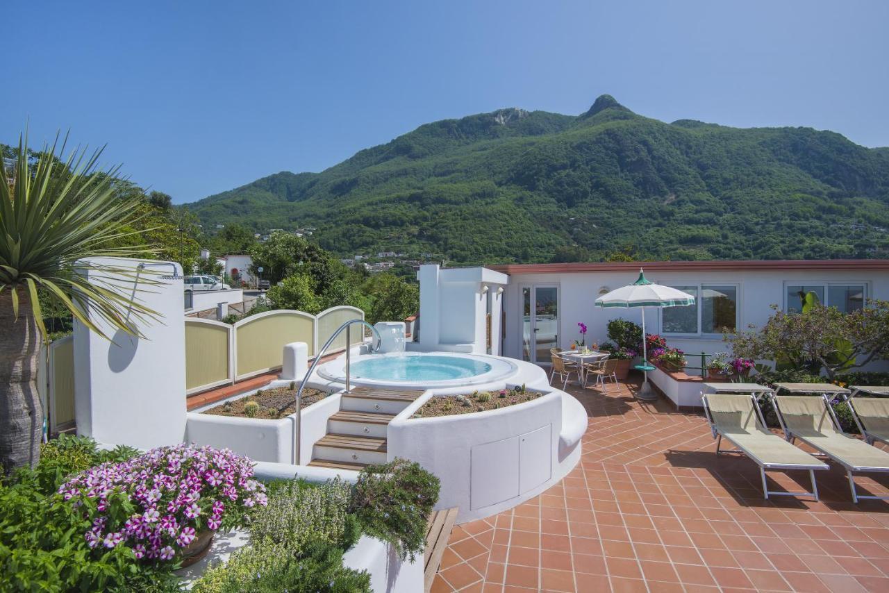 Hotel Villa Sirena - Thermae & Spa อีสเกีย ภายนอก รูปภาพ